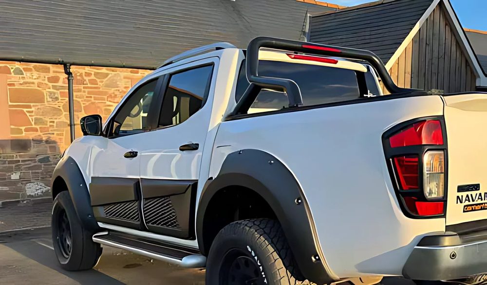 Kapı Dodik Seti – Nissan Navara NP300 (D23) 2014-2021