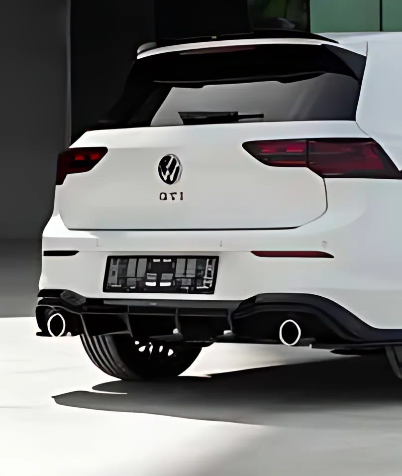 Arka Tampon Difüzörü – VW Golf 8 GTI / GTE / R-Line 2020-2024