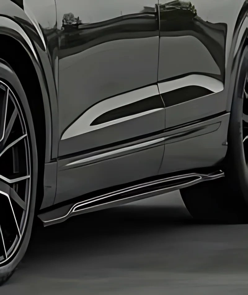 Yan Marşpiyel Seti – Audi Q8 SLine 2018-2023